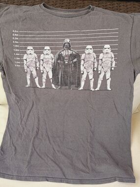 Star Wars Gray Tshirt Mens Size Medium